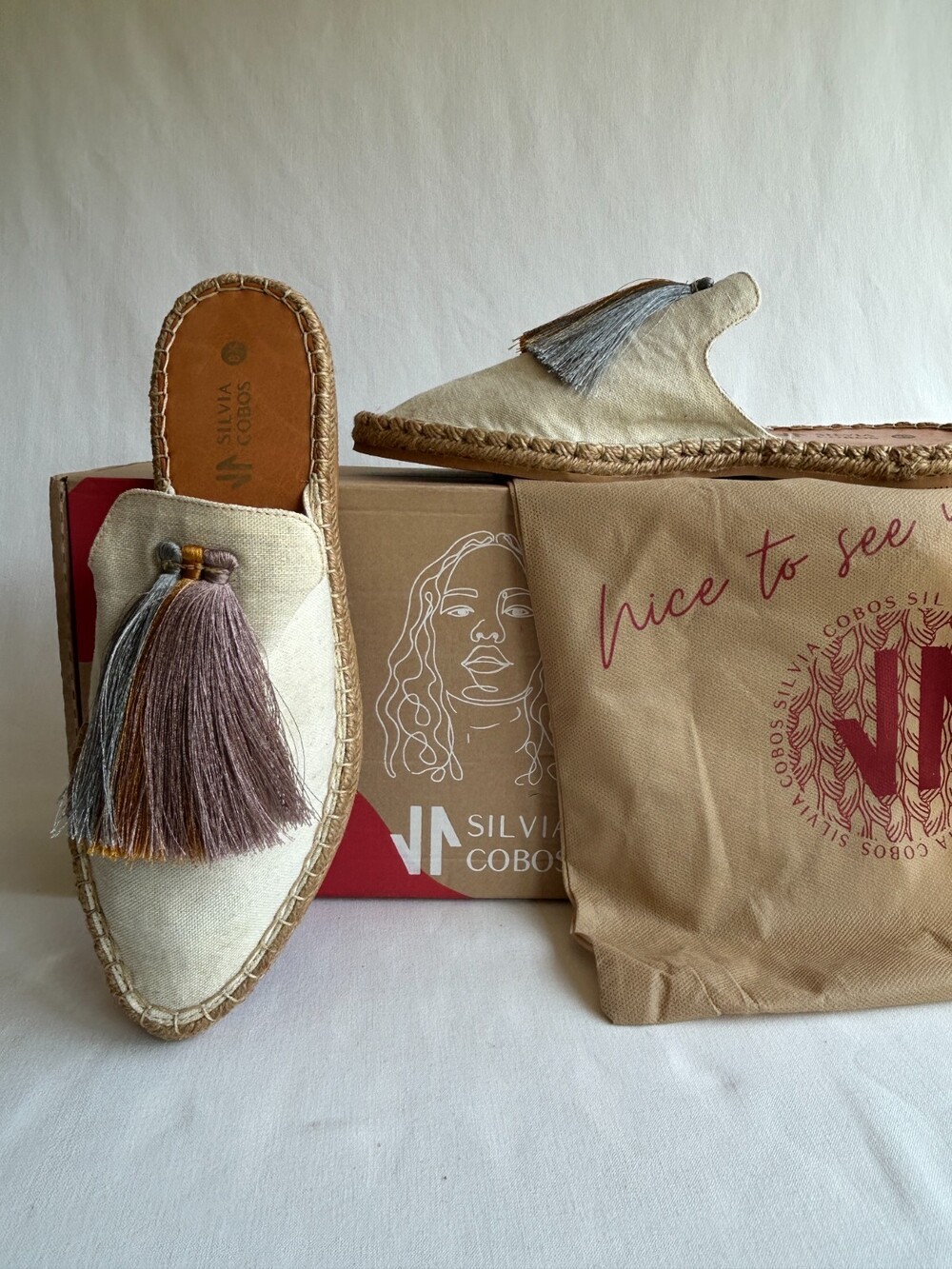Silvia Cobos Sunrise Mules Womens 8.5 Ivory Multicolor Tassels Sandals Slides